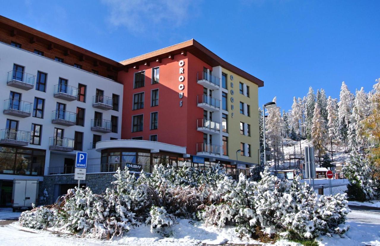 Hotel Crocus Strbske Pleso Exterior photo