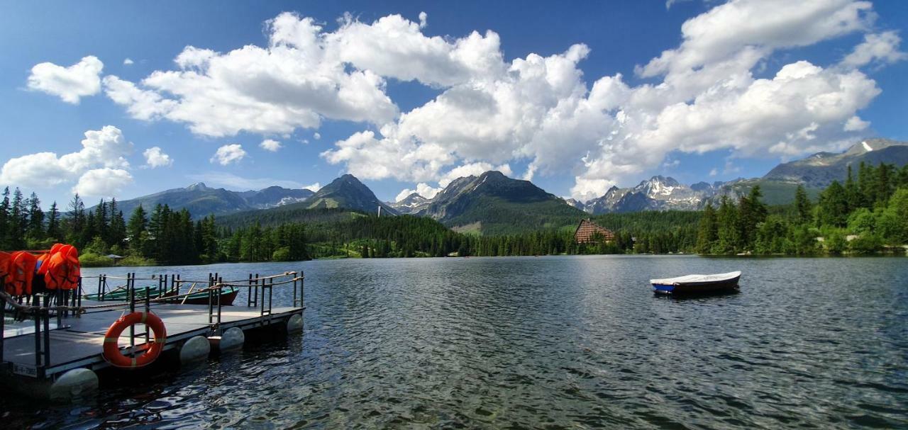 Hotel Crocus Strbske Pleso Exterior photo